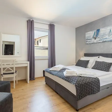 Beauty Near Rovinj For 7 People With 55 M2 Private Heated Pool, Wellness & Kids Playground